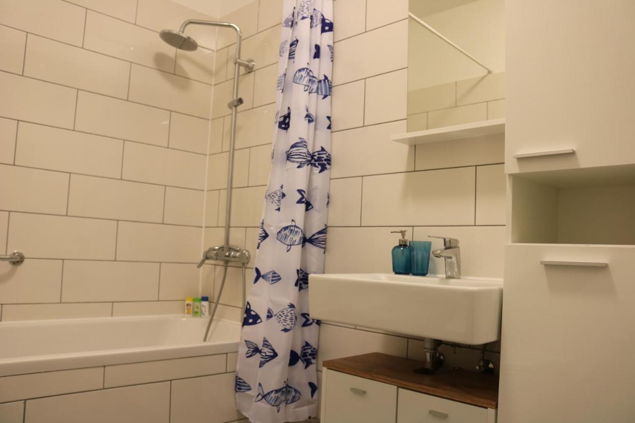 Apartment D&E Punat - Free Parking And Wi-Fi Eksteriør billede